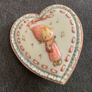 Hallmark 1973 Vintage Valentine's Day Plastic Betsey Clark Heart Brooch